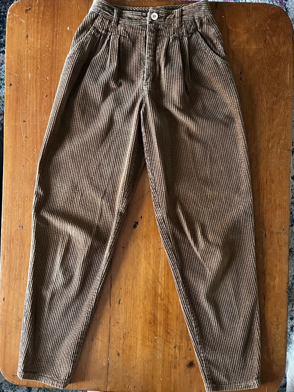 ESPRIT Vintage 90s Tan Wide Wale Corduroy High Rise Pleated Balloon/Jumbo Pants